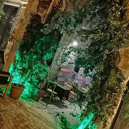 בית הארחה Nergis Misafirevi